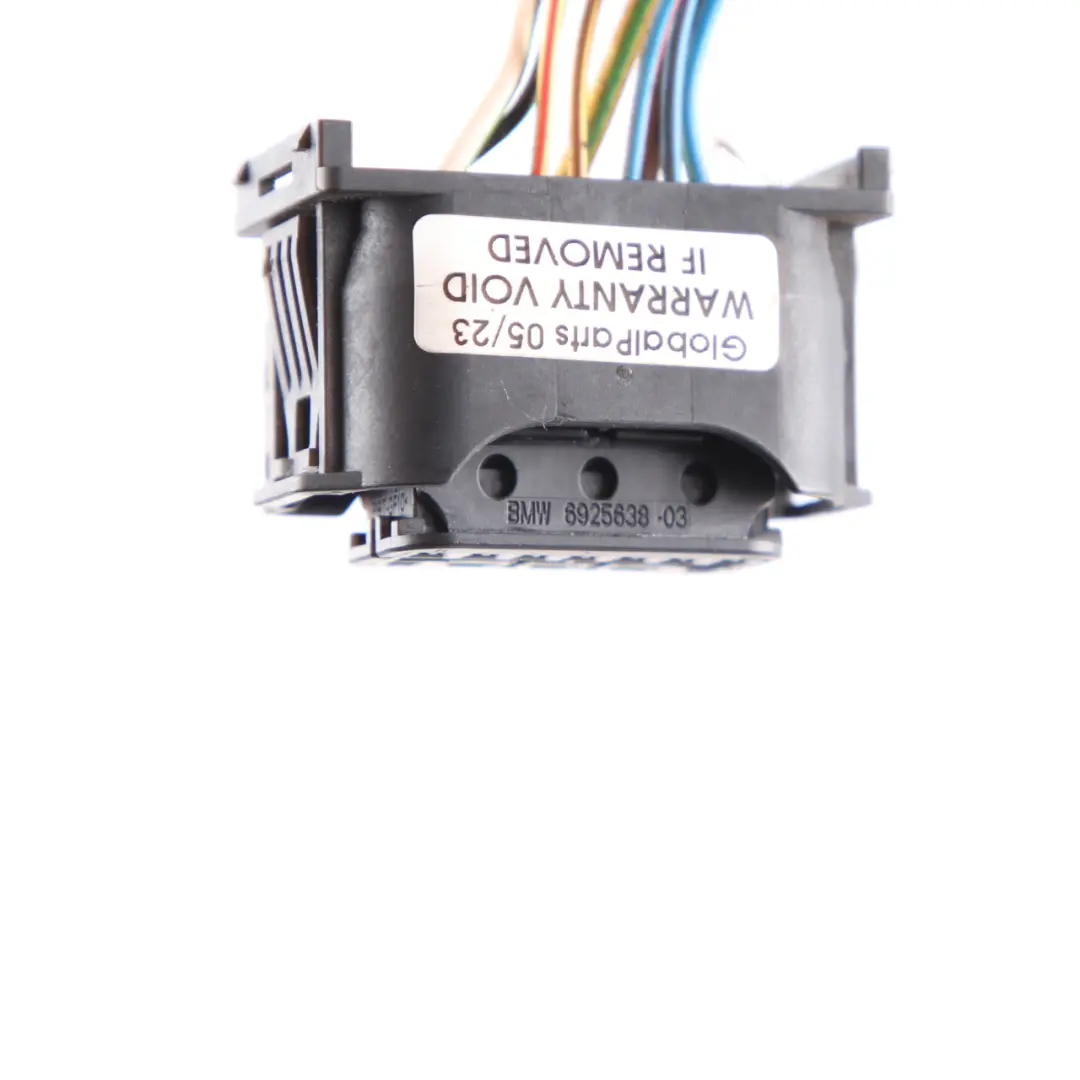 BMW E90 E91 LCI Headlight Lamp Light Plug Socket Wiring Front Left N/S 6925638 - SKU 7202575-6 - Part number 7202575