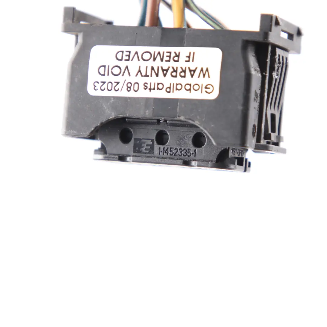 BMW E90 E91 LCI Headlight Front Lamp Light Right O/S Plug Socket Wiring 6925638 - SKU 7202576-5 - Part number 7202576