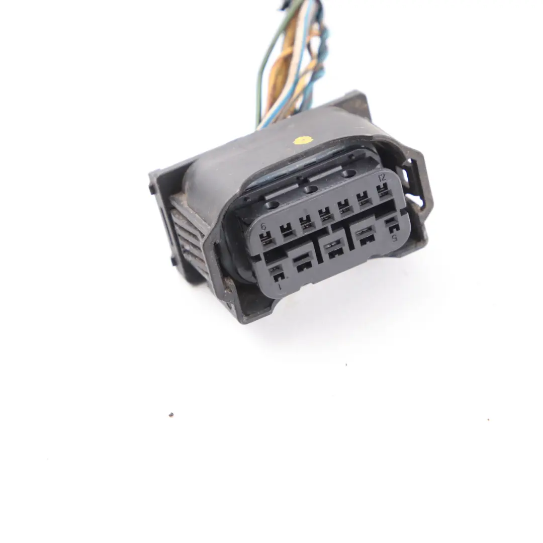 BMW E90 E91 LCI Headlight Front Lamp Light Right O/S Plug Socket Wiring 6925638 - SKU 7202576-5 - Part number 7202576