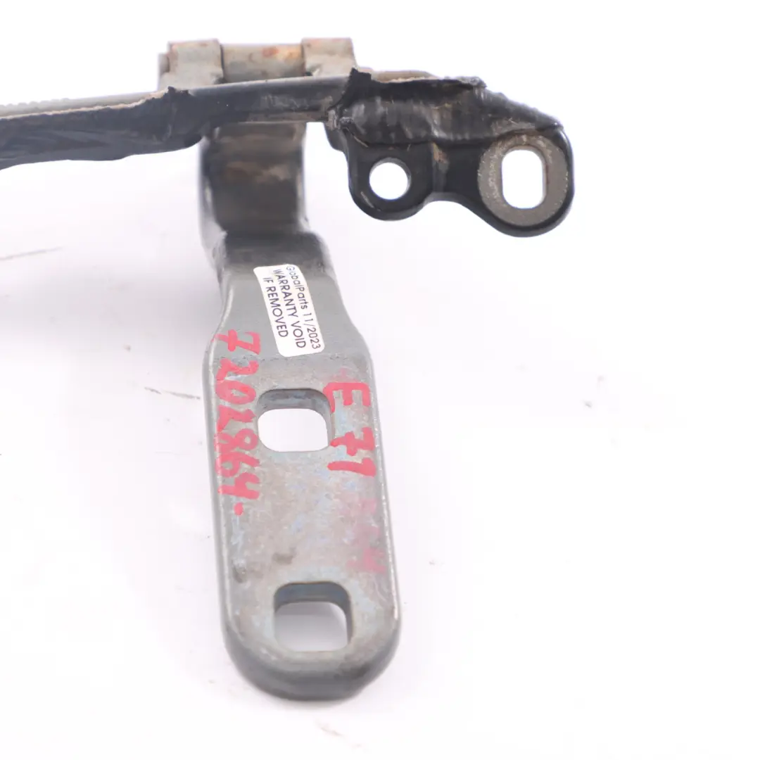 Charnière coffre hayon arrière gauche Gris Espace - A52 7175829 pour BMW X6 E71 à propos du numéro de pièce 7202863 BMW X6 E71 Charnière coffre hayon arrière gauche Gris Espace - A52 7175829 - SKU 7202863-SCG - Numéro de pièce 7202863