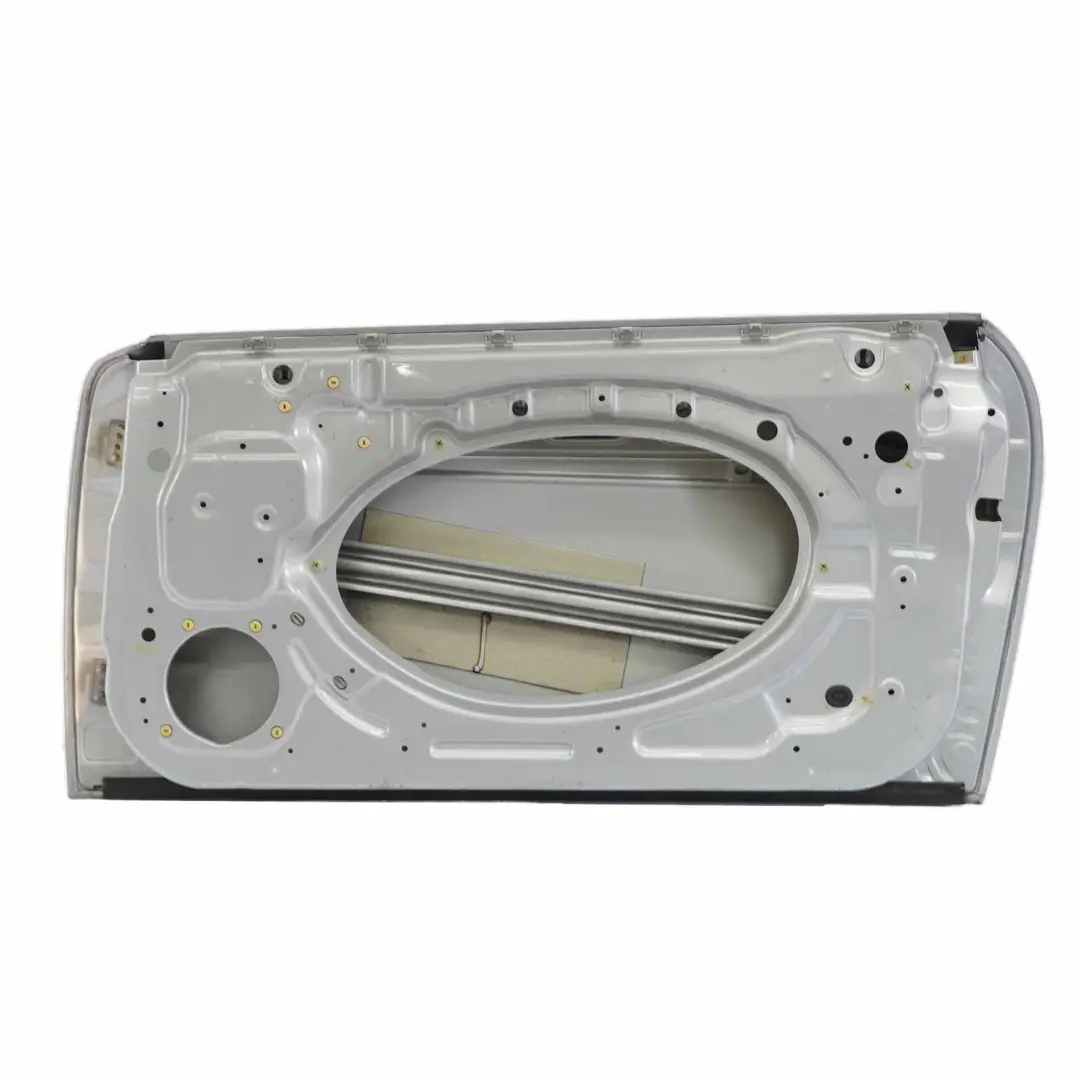Puerta Delantera Derecho Pure Silver Plata Metálico - 900 para Mini R50 R52 R53 con número de pieza 7202912 Mini R50 R52 R53 Puerta Delantera Derecho Pure Silver Plata Metálico - 900 - SKU 7202912-PS1 - Número de pieza 7202912