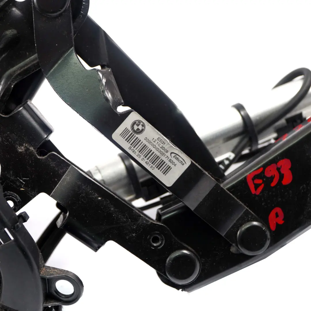 BMW E93 Zawias Mechanizm Podnoszenia Dachu Prawy - SKU 7203116-3 - Numer Części 7203116