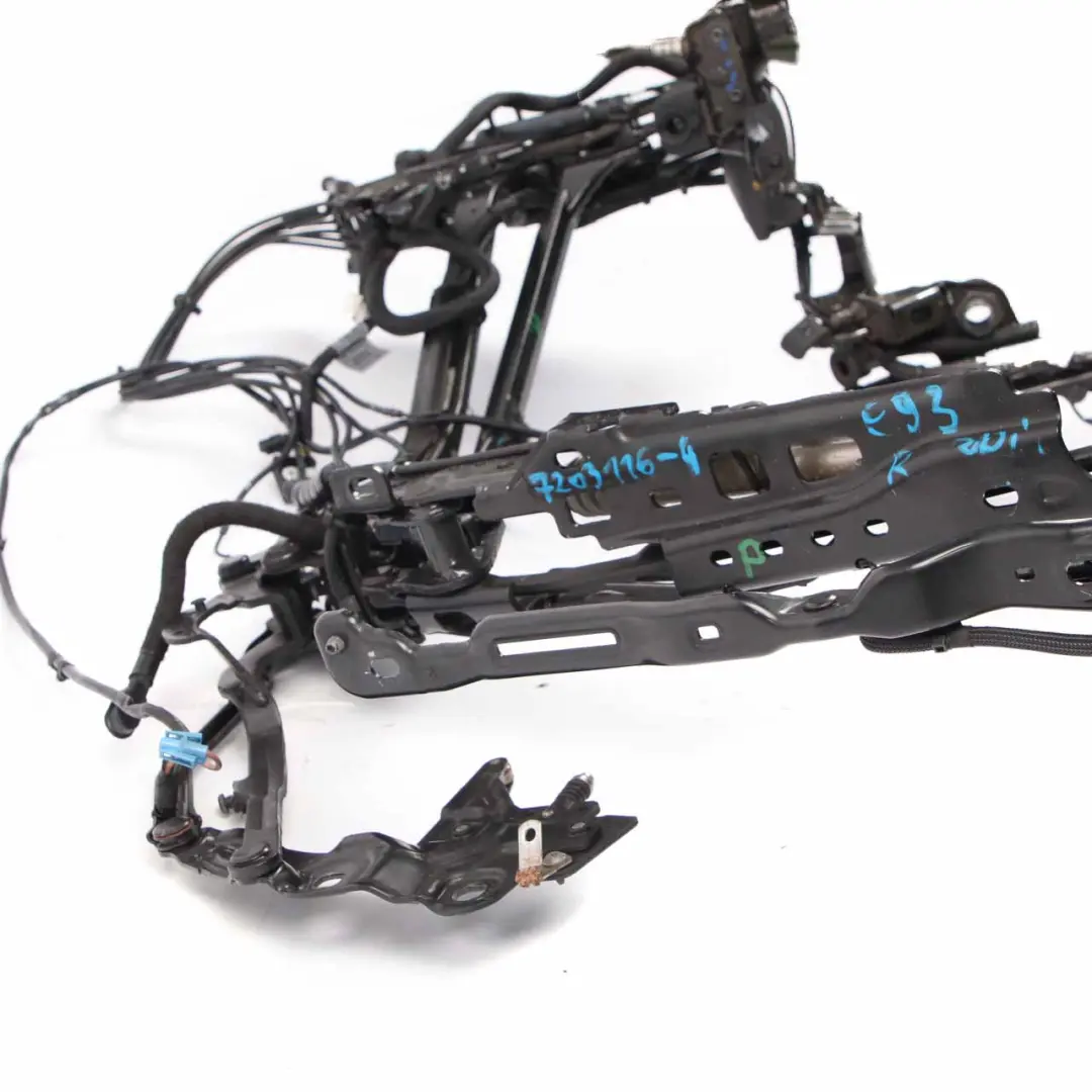 Roof Mechanism BMW E93 Convertible Right O/S Kinematics Hinge Arm to Hardtop with Part number 7203116 Hardtop Roof Mechanism BMW E93 Convertible Right O/S Kinematics Hinge Arm - SKU 7203116-4 - Part number 7203116