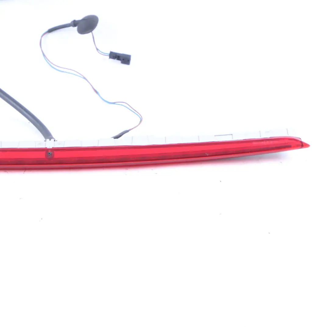 F11N Touring Terzo Faro Posteriore Luce Freno Rosso per BMW F11 con numero di parte 7203224 BMW F11 F11N Touring Terzo Faro Posteriore Luce Freno Rosso - SKU 7203224 - Numero di parte 7203224