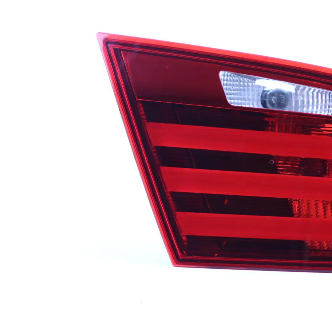 Luce Nel Cofano Del Bagagliaio Lampada Posteriore Sinistra N/S per BMW F10 con numero di parte 7203225 BMW F10 Luce Nel Cofano Del Bagagliaio Lampada Posteriore Sinistra N/S - SKU 7203225 - Numero di parte 7203225