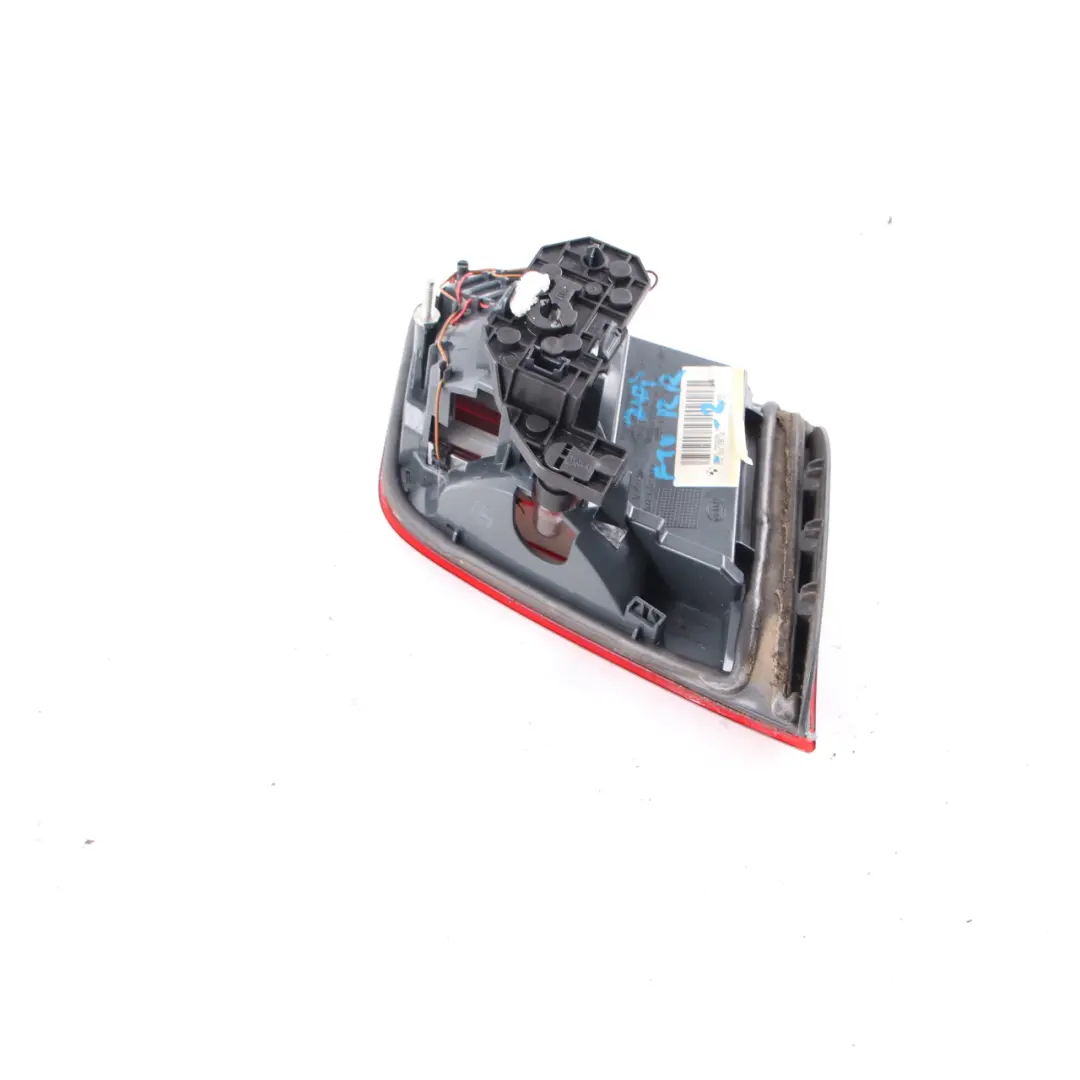 BMW F10 Światło Klapy Pokrywy Bagażnika Prawa Lampa Tylna - SKU 7203226 - Numer Części 7203226