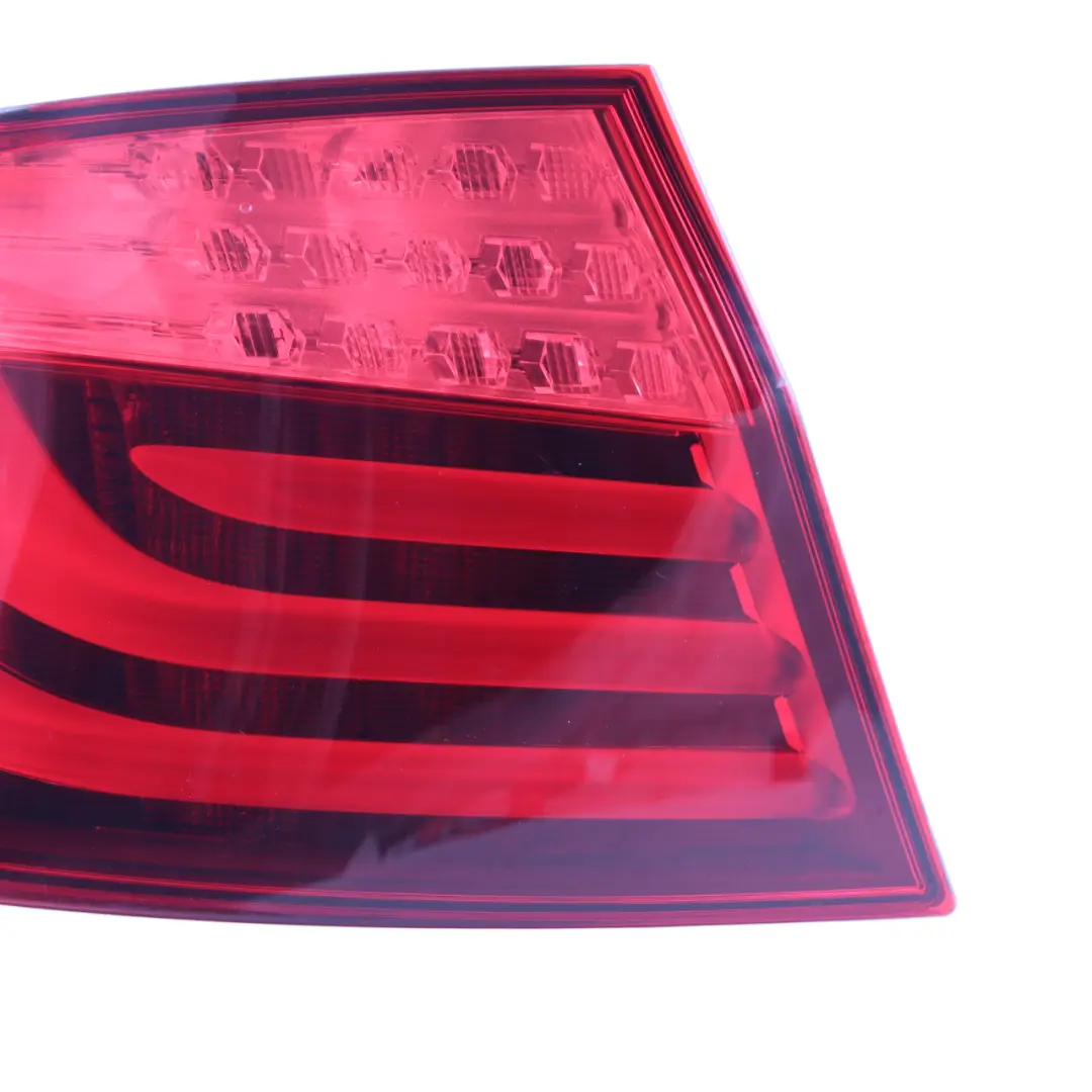 Feu arrière dans le panneau latéral gauche Lamp pour BMW F10 à propos du numéro de pièce 7203229 BMW F10 Feu arrière dans le panneau latéral gauche Lamp - SKU 7203229-1 - Numéro de pièce 7203229