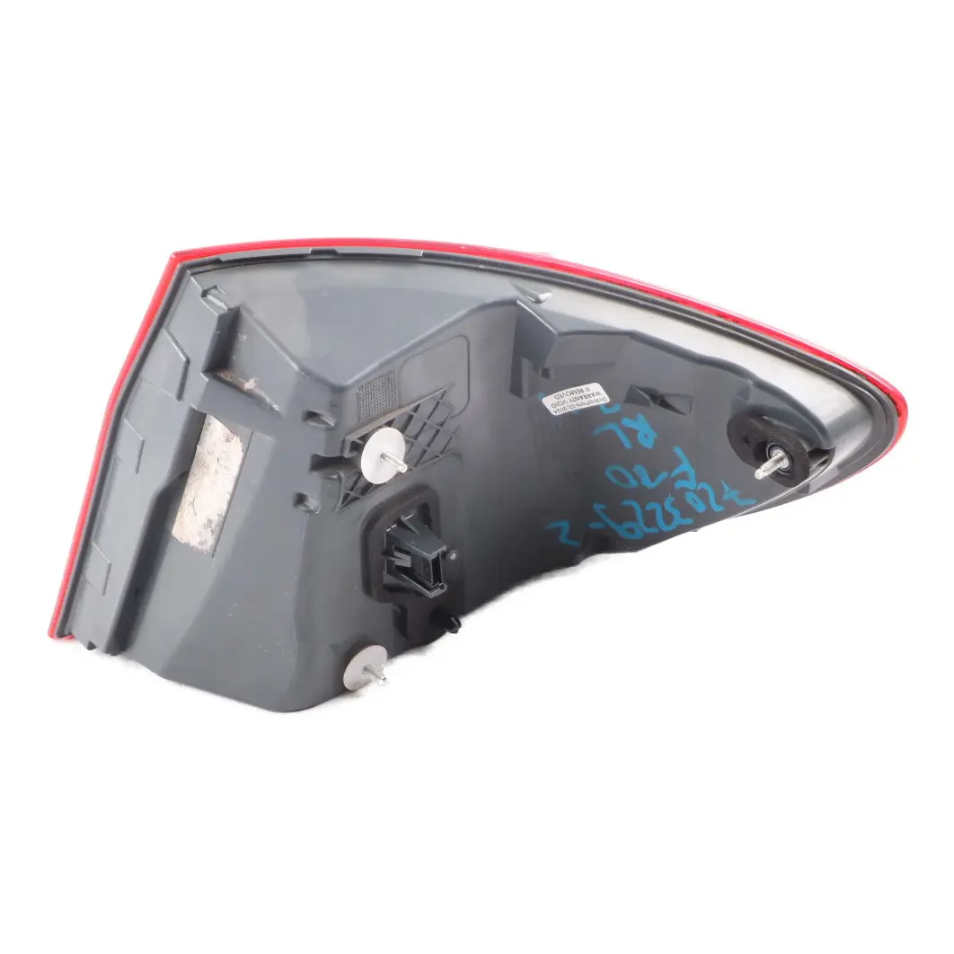 Lamp BMW F10 Saloon Light In The Side Panel Left N/S to Rear with Part number 7203229 Rear Lamp BMW F10 Saloon Light In The Side Panel Left N/S - SKU 7203229-2 - Part number 7203229