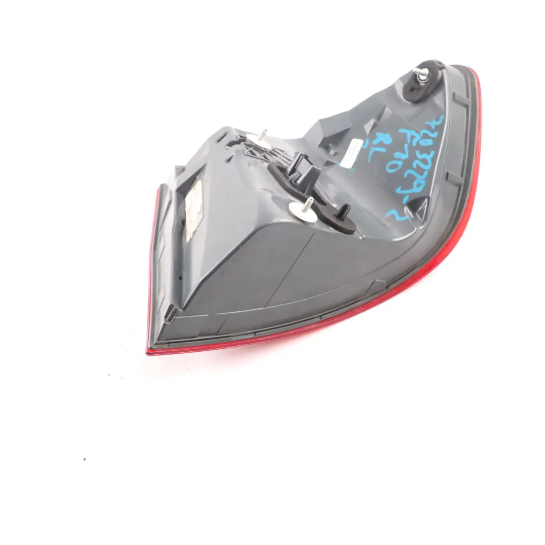 Lamp BMW F10 Saloon Light In The Side Panel Left N/S to Rear with Part number 7203229 Rear Lamp BMW F10 Saloon Light In The Side Panel Left N/S - SKU 7203229-2 - Part number 7203229