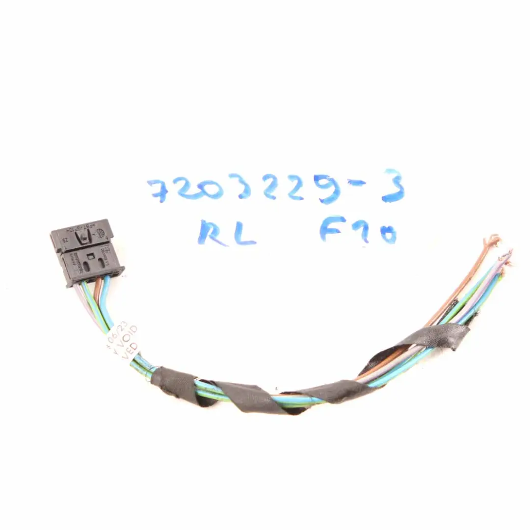 BMW F10 Saloon Rear Lamp Light Side Panel Left N/S Plug Socket Wiring 6909052 - SKU 7203229-3 - Part number 7203229