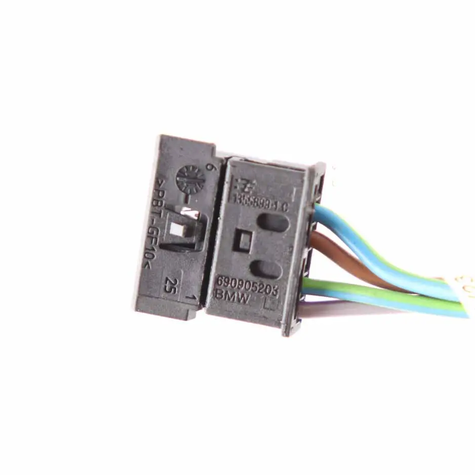 BMW F10 Saloon Rear Lamp Light Side Panel Left N/S Plug Socket Wiring 6909052 - SKU 7203229-3 - Part number 7203229