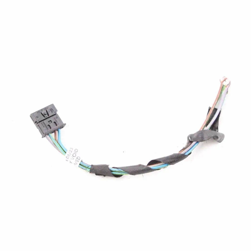 BMW F10 Saloon Rear Lamp Light Side Panel Left N/S Plug Socket Wiring 6909052 - SKU 7203229-3 - Part number 7203229