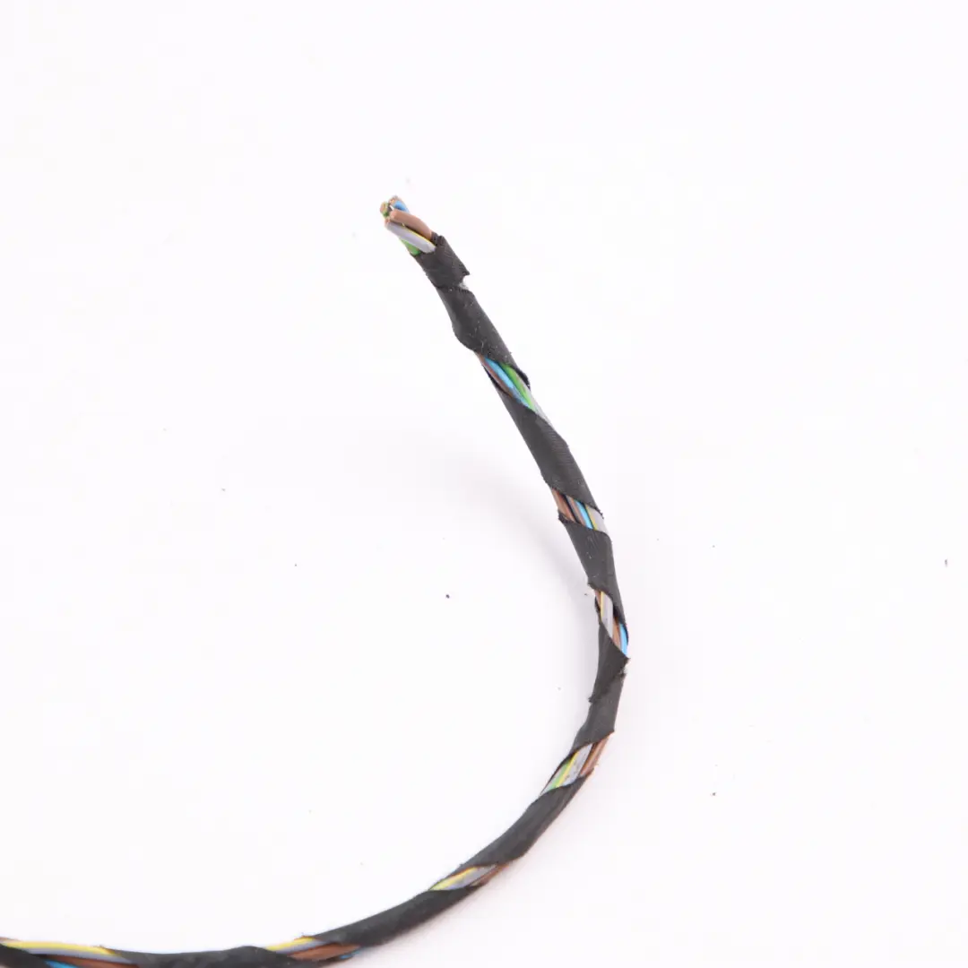 Rücklicht in der Seitenwand rechts Stecker Buchse Verkabelung 6909052 für BMW F10 mit Teilenummer 7203230 BMW F10 Rücklicht in der Seitenwand rechts Stecker Buchse Verkabelung 6909052 - SKU 7203230-2 - Teilenummer 7203230