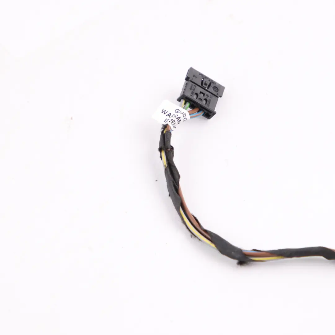 BMW F10 Rücklicht in der Seitenwand rechts Stecker Buchse Verkabelung 6909052 - SKU 7203230-2 - Teilenummer 7203230