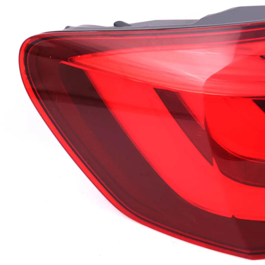 BMW F11 Lampa Tylna Zewnętrzna Lewa Tył Lewy - SKU 7203233 - Numer Części 7203233