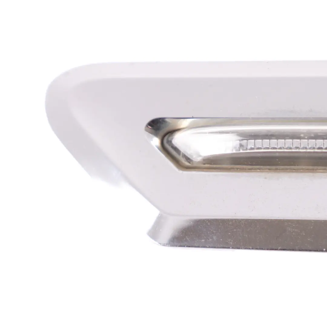 Piloto Izquierda Lado Adicional Giro Blanco Cromo para BMW F01 con número de pieza 7203371 BMW F01 Piloto Izquierda Lado Adicional Giro Blanco Cromo - SKU 7203371 - Número de pieza 7203371