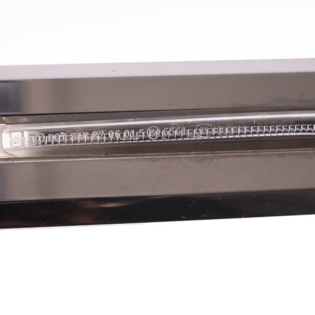 Luz Indicadora Lateral Derecha Intermitente Adicional Blanco para BMW F01 con número de pieza 7203371 BMW F01 Luz Indicadora Lateral Derecha Intermitente Adicional Blanco - SKU 7203372 - Número de pieza 7203371