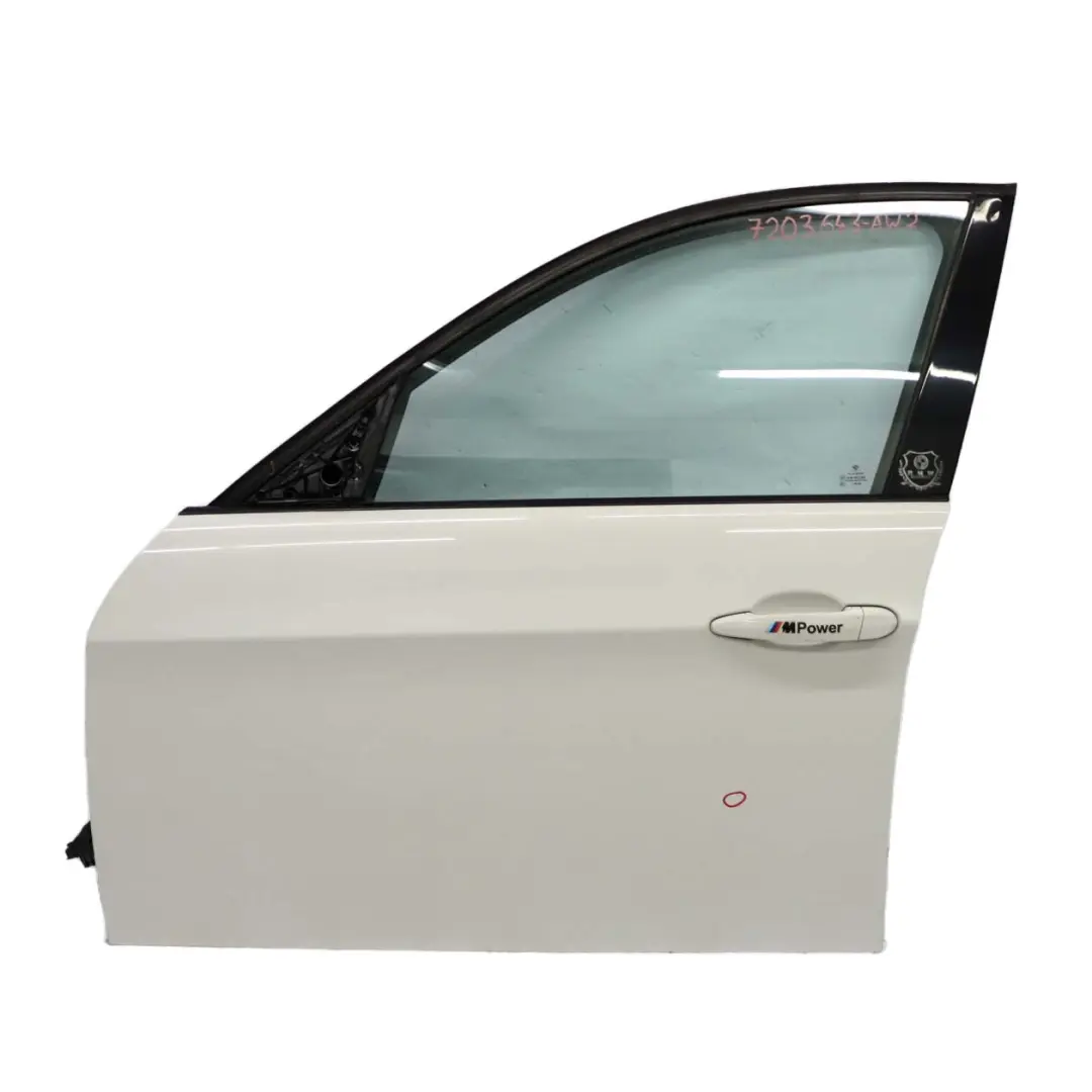 Tür Vorne Links Alpinweiss Alpin Weiss 3 - 300 für BMW 3 er E90 E91 2 mit Teilenummer 7203643 BMW 3 er E90 E91 2 Tür Vorne Links Alpinweiss Alpin Weiss 3 - 300 - SKU 7203643-AW2 - Teilenummer 7203643