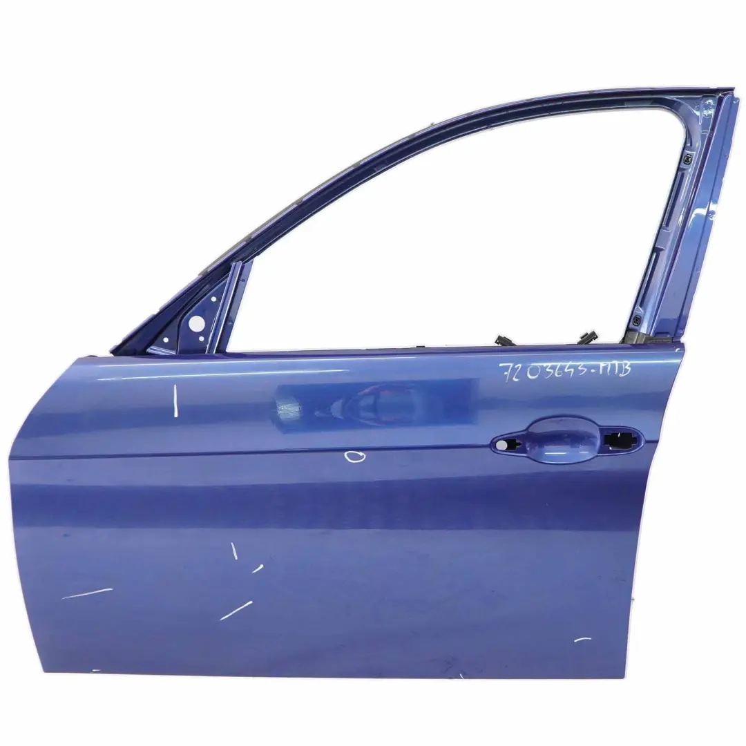 Porta anteriore sinistra Montegoblau Montego Blue - A51 per BMW E90 E91 con numero di parte 7203643 BMW E90 E91 Porta anteriore sinistra Montegoblau Montego Blue - A51 - SKU 7203643-MTB - Numero di parte 7203643