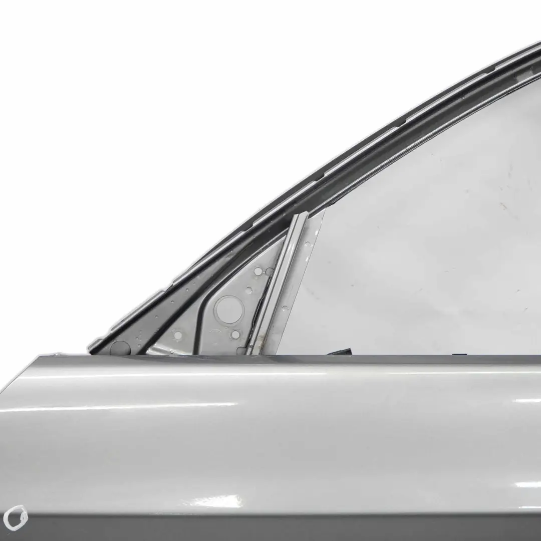 Tür vorne links Spacegrau Spacegrau Metallic - A52 für BMW E90 E91 mit Teilenummer 7203643 BMW E90 E91 Tür vorne links Spacegrau Spacegrau Metallic - A52 - SKU 7203643-SCG1 - Teilenummer 7203643
