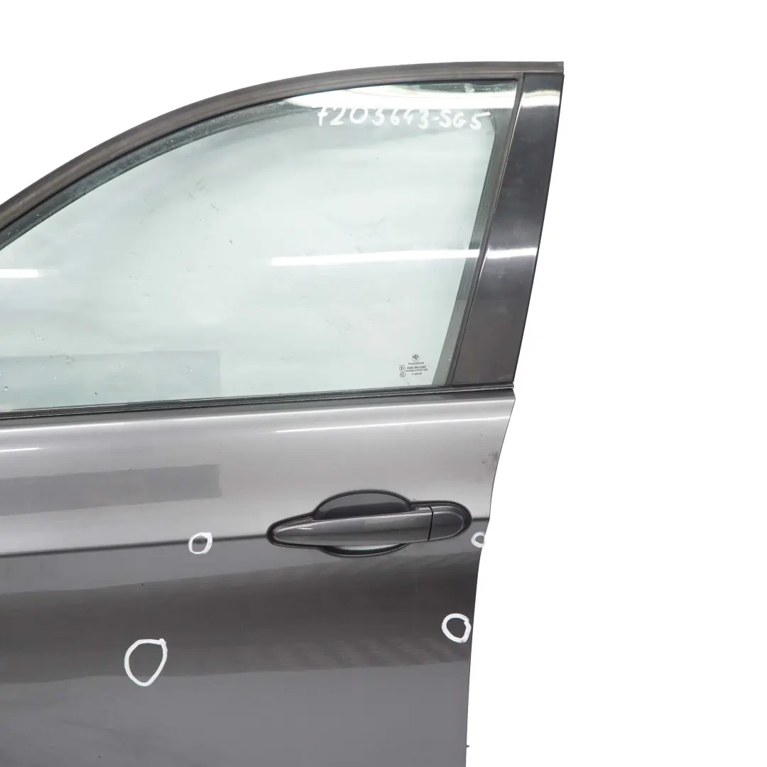 Drzwi Lewe Lewy Przód Sparkling Graphite do BMW E90 o numerze 7203643 BMW E90 Drzwi Lewe Lewy Przód Sparkling Graphite - SKU 7203643-SG5 - Numer Części 7203643