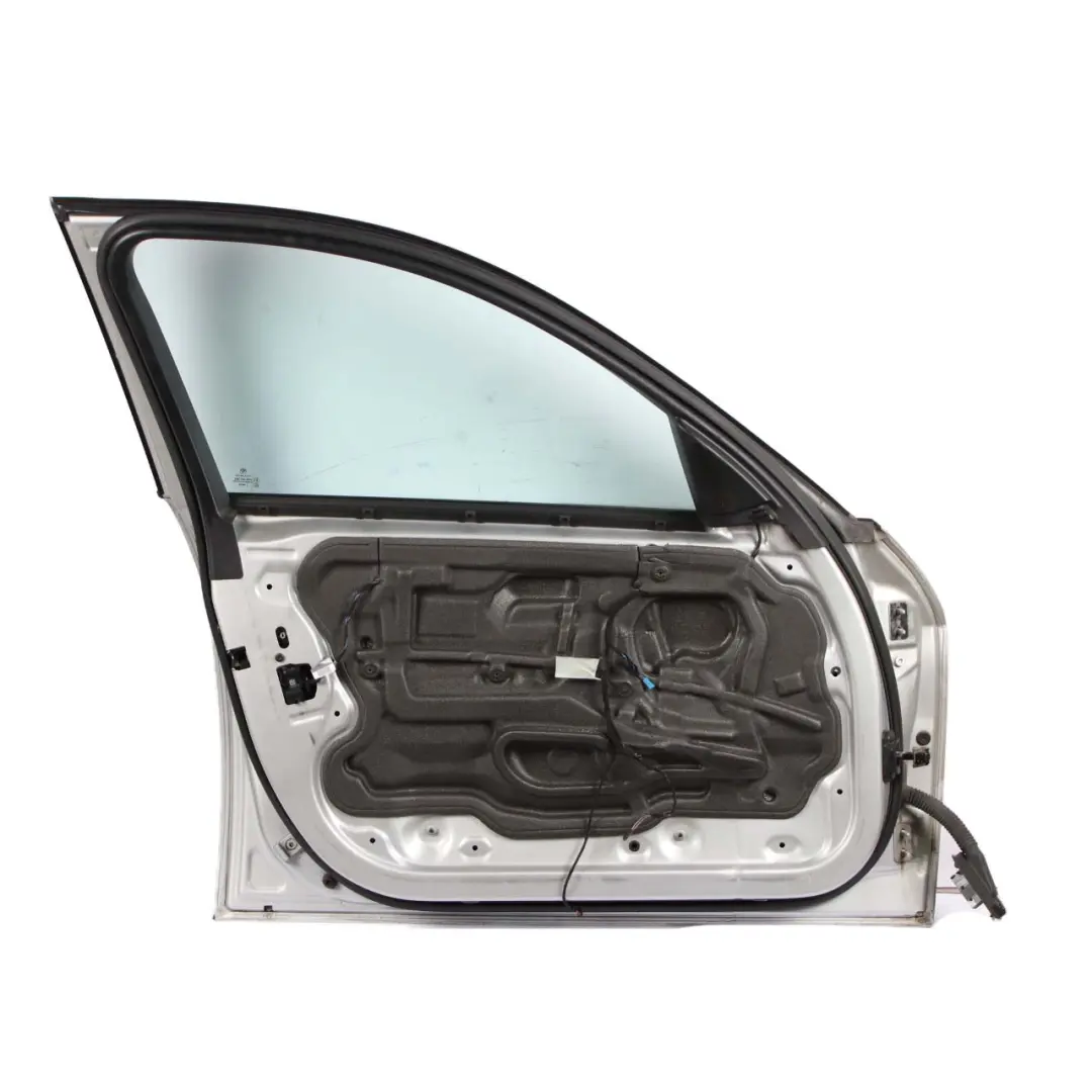 Door Front Left N/S Titansilber Titan Silver Metallic - 354 to BMW E90 E91 with Part number 7203643 BMW E90 E91 Door Front Left N/S Titansilber Titan Silver Metallic - 354 - SKU 7203643-TS - Part number 7203643