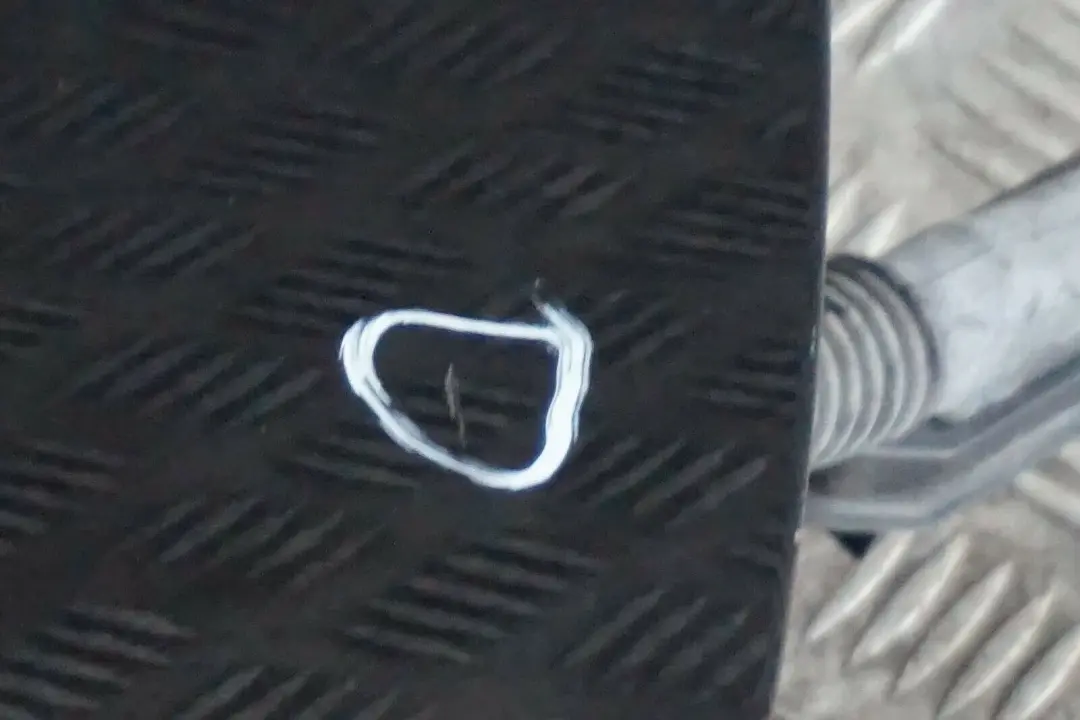 Drzwi prawe przód carbonschwarz 416 do BMW E90 E91 o numerze 7203644 BMW E90 E91 Drzwi prawe przód carbonschwarz 416 - SKU 7203644-CAR3 - Numer Części 7203644