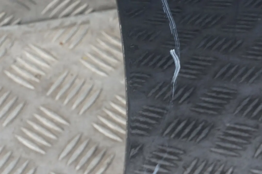 Passeggero Porta Anteriore Destra Blu Monaco Blu Metallico per BMW E90 E91 LCI con numero di parte 7203644 BMW E90 E91 LCI Passeggero Porta Anteriore Destra Blu Monaco Blu Metallico - SKU 7203644-MB4 - Numero di parte 7203644