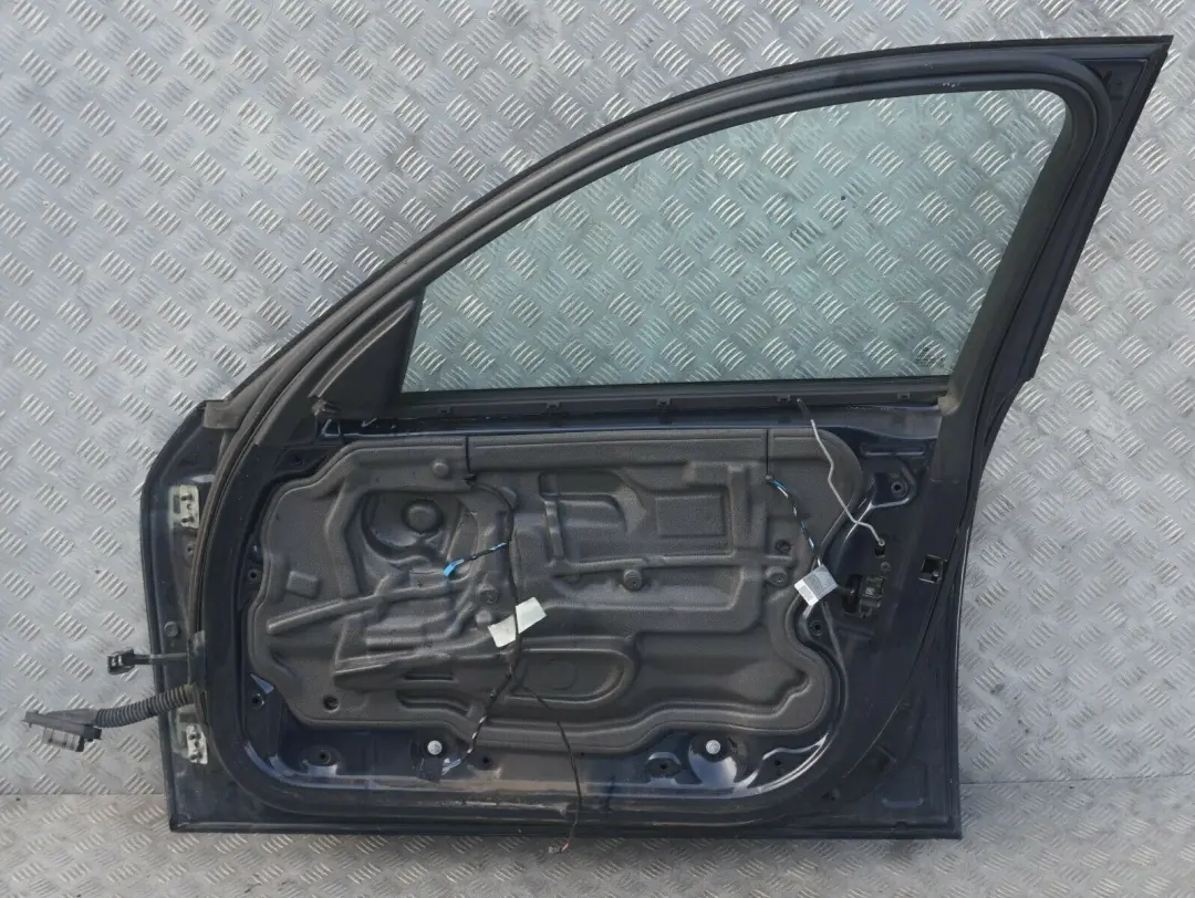 BMW E90 E91 Drzwi prawe przednie monacoblau A35 - SKU 7203644-MB4 - Numer Części 7203644