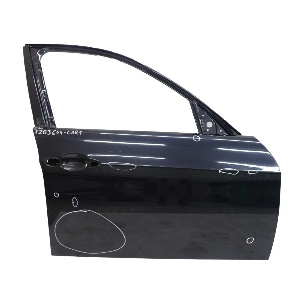 Porta Anteriore Destra Nero Carbone Nero Metallizzato - per BMW E90 E91 con numero di parte 7203644 BMW E90 E91 Porta Anteriore Destra Nero Carbone Nero Metallizzato - - SKU 7203644-CAR1 - Numero di parte 7203644