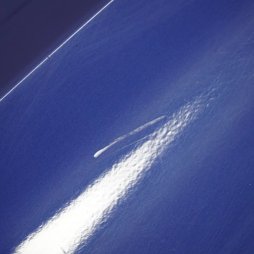 Tür vorne rechts Le Mans Blau Metallic - 381 für BMW E90 E91 mit Teilenummer 7203644 BMW E90 E91 Tür vorne rechts Le Mans Blau Metallic - 381 - SKU 7203644-LMB1 - Teilenummer 7203644