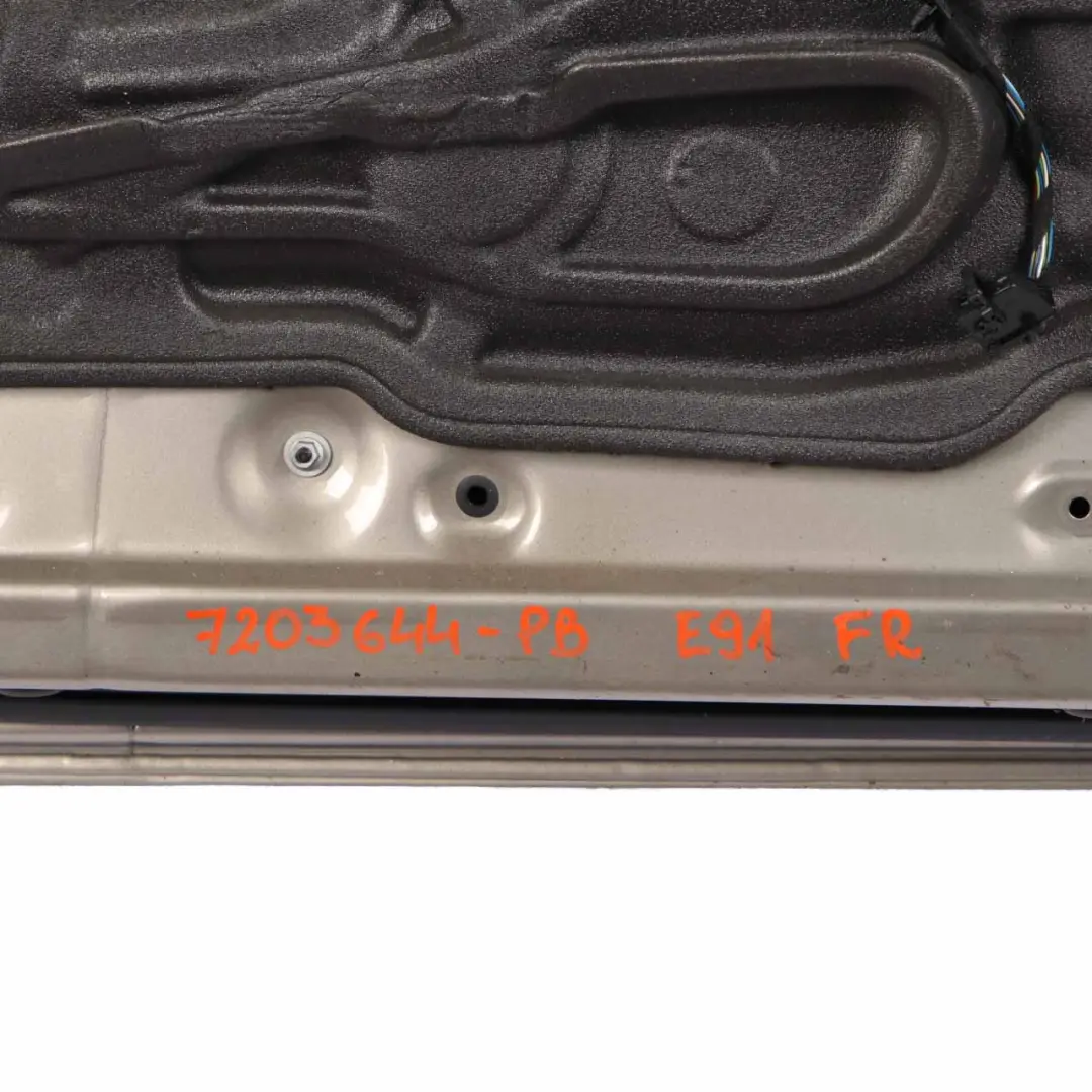 Door Front Right O/S Platinbronze Bronze Metallic - A53 to BMW E90 E91 with Part number 7203644 BMW E90 E91 Door Front Right O/S Platinbronze Bronze Metallic - A53 - SKU 7203644-PB - Part number 7203644