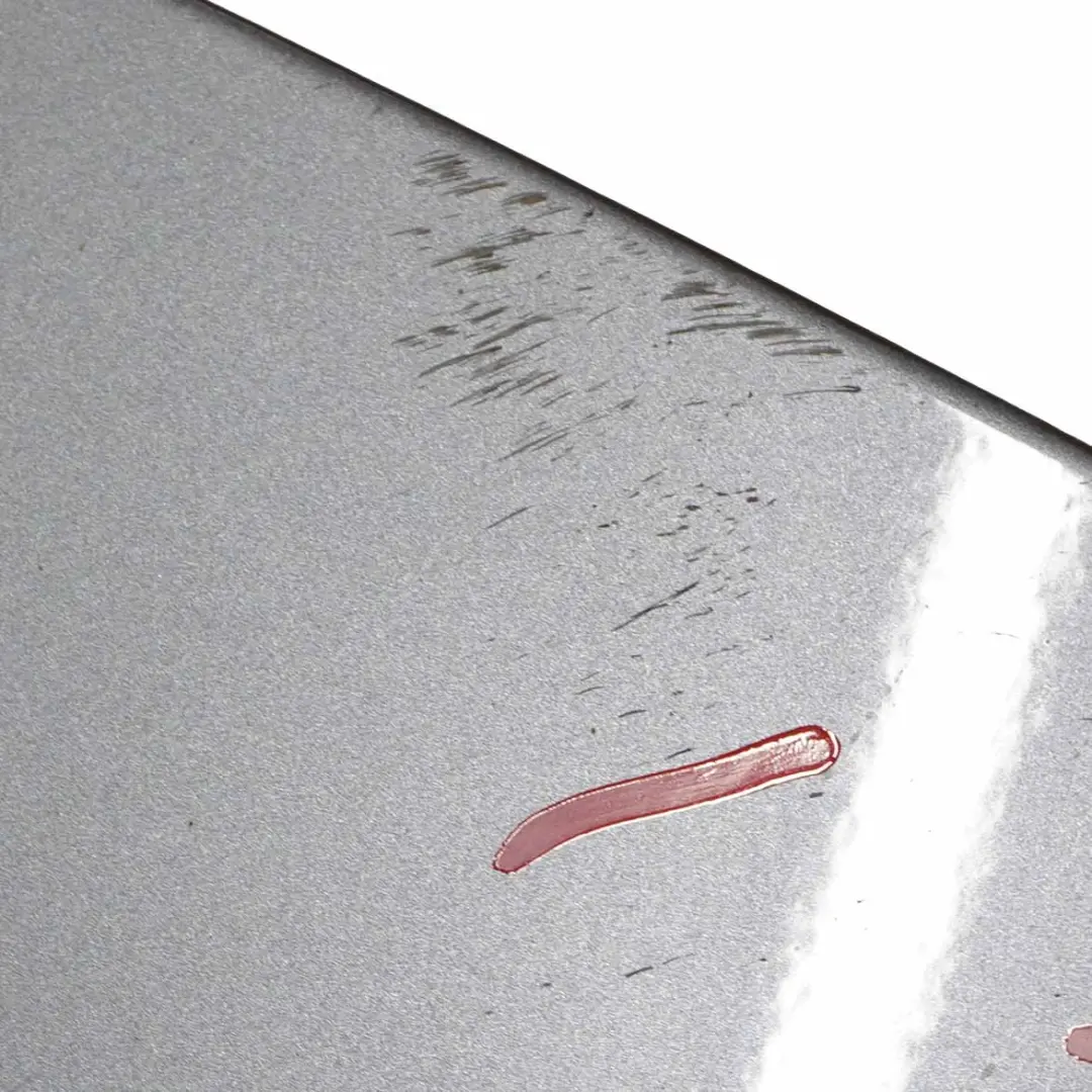 Puerta Delantera Derecha Spacegrau Metallic - A52 para BMW E90 E91 con número de pieza 7203644 BMW E90 E91 Puerta Delantera Derecha Spacegrau Metallic - A52 - SKU 7203644-SCG1 - Número de pieza 7203644