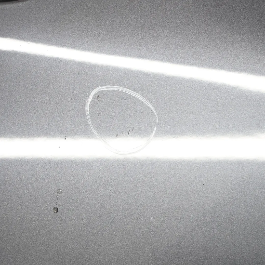 Puerta Delantera Derecha Sparkling Graphite Metallic - A22 para BMW E90 E91 con número de pieza 7203644 BMW E90 E91 Puerta Delantera Derecha Sparkling Graphite Metallic - A22 - SKU 7203644-SG3 - Número de pieza 7203644