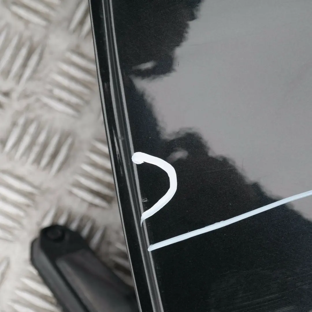 Door Rear Left N/S Black Sapphire Metallic - 475 to BMW 3 SERIES 10 E90 E90N with Part number 7203647 BMW 3 SERIES 10 E90 E90N Door Rear Left N/S Black Sapphire Metallic - 475 - SKU 7203647-BS10 - Part number 7203647