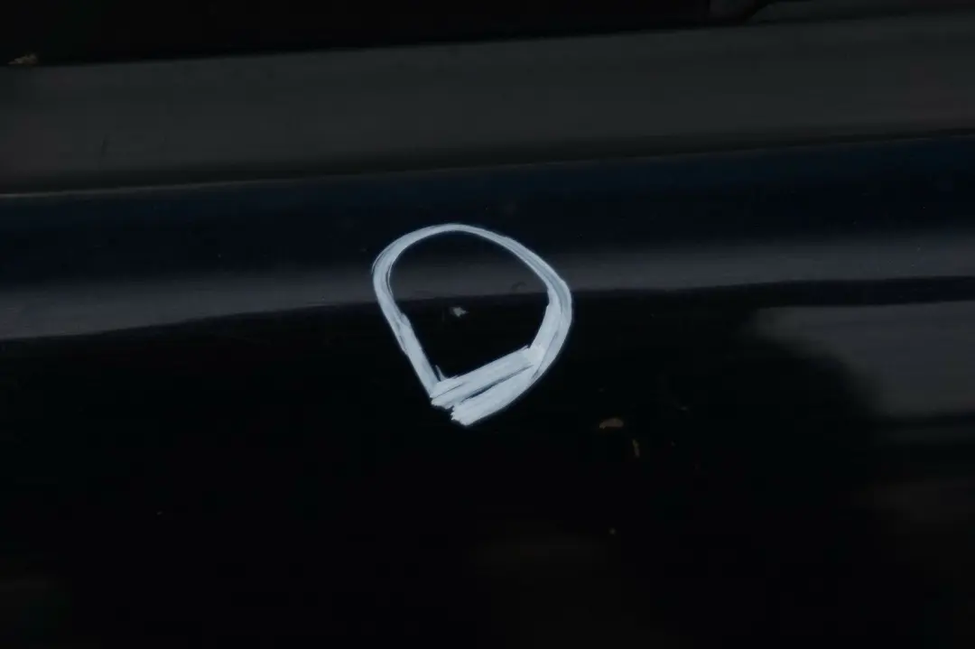 Drzwi lewe tylne lewy tył carbonschwarz do BMW 3 E90 o numerze 7203647 BMW 3 E90 Drzwi lewe tylne lewy tył carbonschwarz - SKU 7203647-CAR4 - Numer Części 7203647