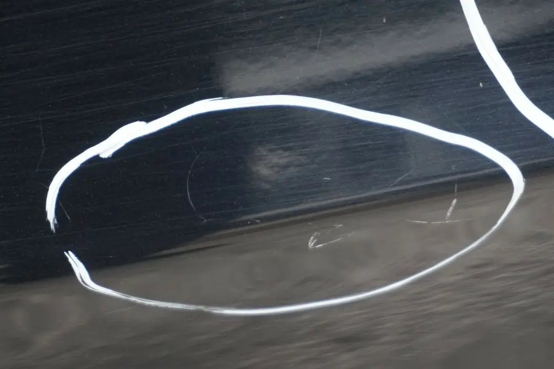 Drzwi lewe tylne lewy tył carbonschwarz do BMW 3 E90 o numerze 7203647 BMW 3 E90 Drzwi lewe tylne lewy tył carbonschwarz - SKU 7203647-CAR4 - Numer Części 7203647