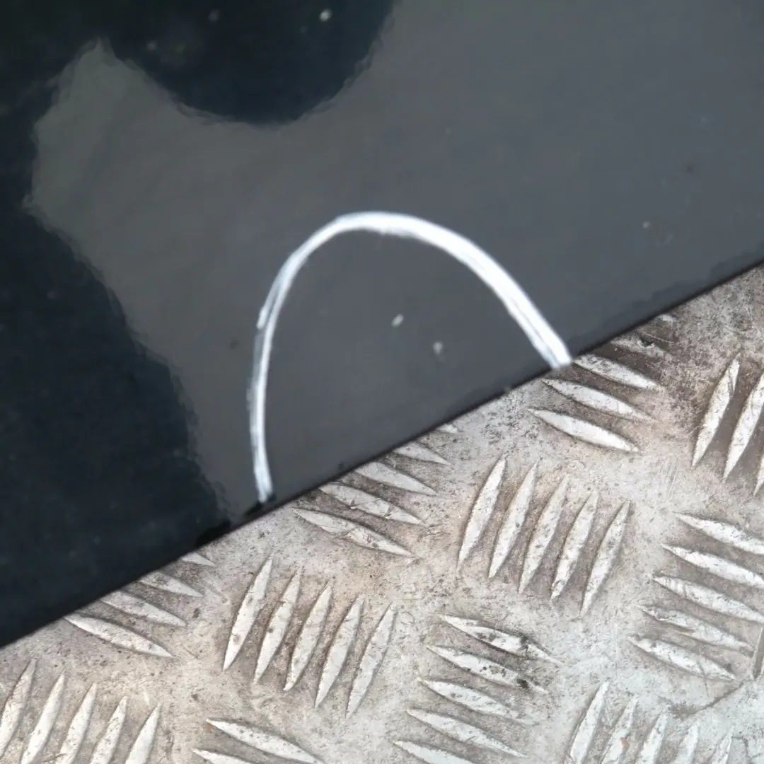 Cote Conducteur Porte Arriere Gauche Noir 2 pour BMW E90 LCI à propos du numéro de pièce 41007203647 BMW E90 LCI Cote Conducteur Porte Arriere Gauche Noir 2 - SKU 7203647-SCH3 - Numéro de pièce 41007203647