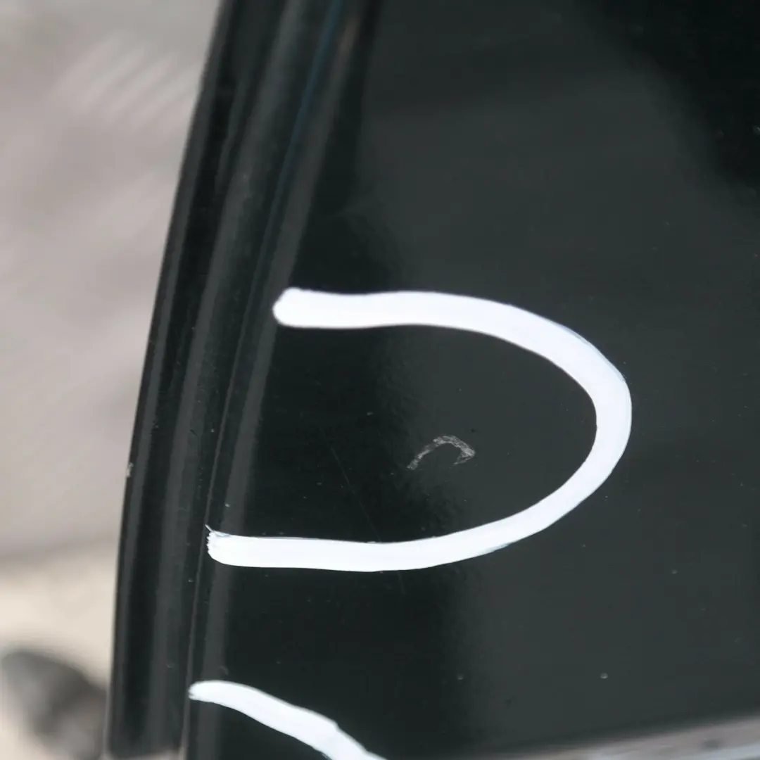 Drzwi lewe tylne tył schwarz II 668 do BMW 3 E90 o numerze 41007203647 BMW 3 E90 Drzwi lewe tylne tył schwarz II 668 - SKU 7203647-SCH3 - Numer Części 41007203647