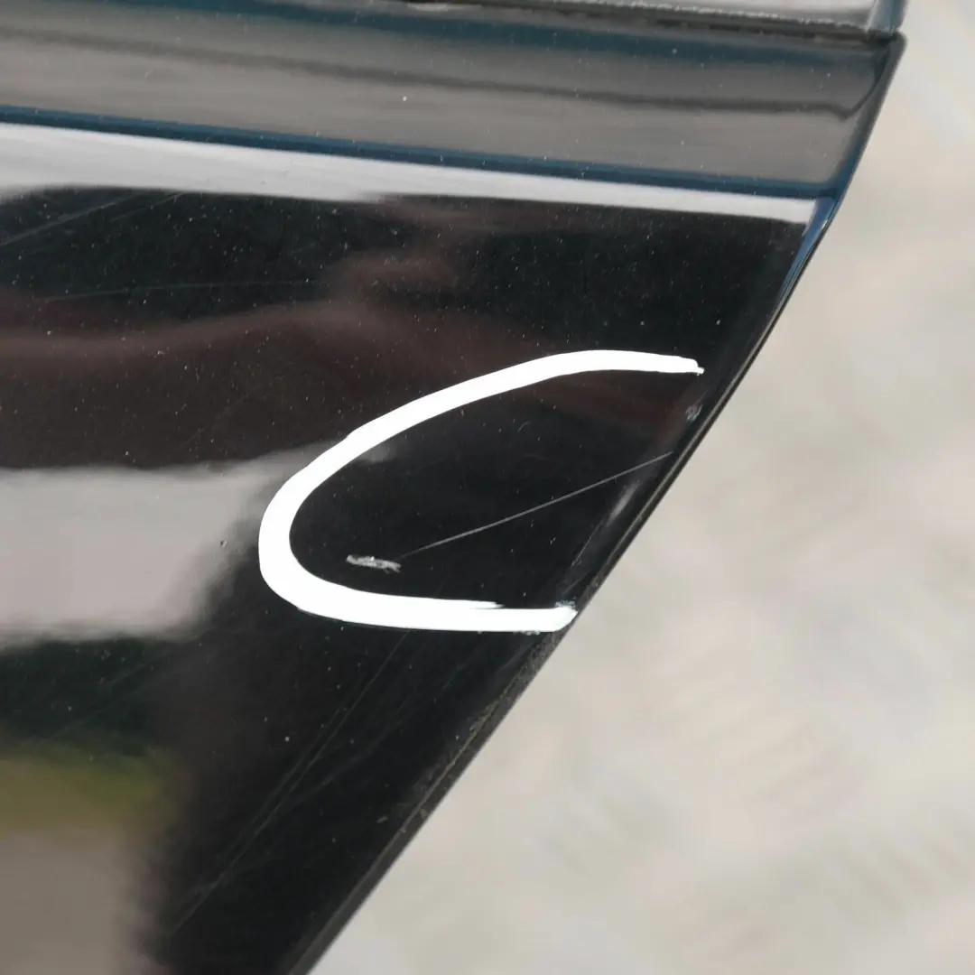 Lato Conducente Porta Posteriore Sinistra Nero 2 per BMW 3 E90 E90N LCI con numero di parte 7203647 BMW 3 E90 E90N LCI Lato Conducente Porta Posteriore Sinistra Nero 2 - SKU 7203647-SCH - Numero di parte 7203647