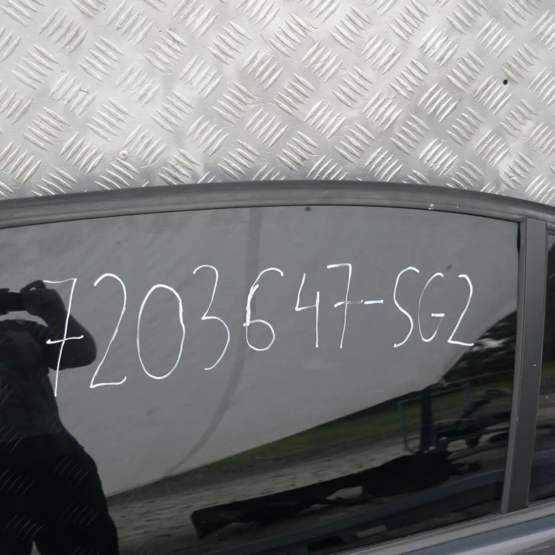  £BMW 3 SERIES E90 E90N LCI Door Rear Left N/S Sparkling Graphite Metallic - A22 - SKU 7203647-SG2 - Part number 7203647