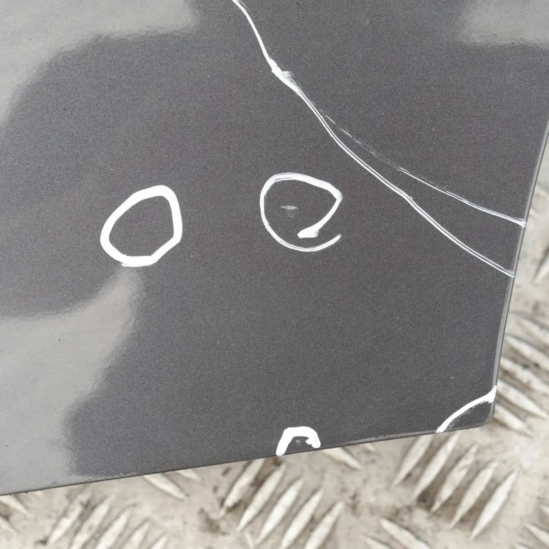 Fahrerseite Tür hinten links Sparkling Graphite Metallic A22 für BMW 3 E90 LCI mit Teilenummer 7203647 BMW 3 E90 LCI Fahrerseite Tür hinten links Sparkling Graphite Metallic A22 - SKU 7203647-SG2 - Teilenummer 7203647