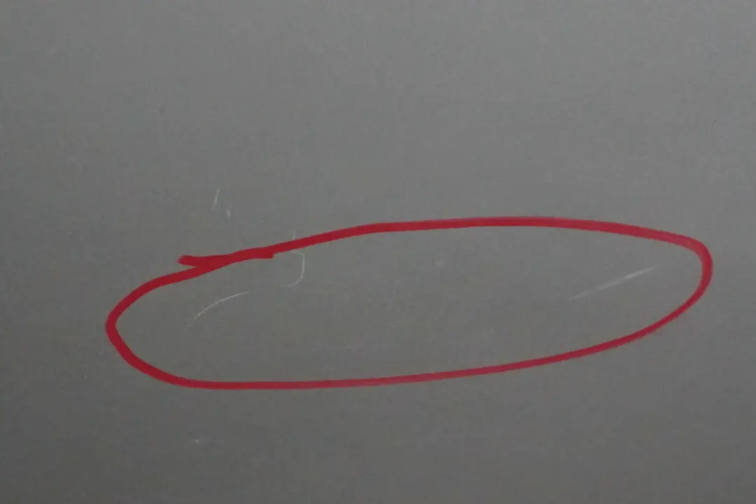 Fahrerseite Tür hinten links Titansilber Silber Metallic 354 für BMW 3 er E90 30 mit Teilenummer 7203647 BMW 3 er E90 30 Fahrerseite Tür hinten links Titansilber Silber Metallic 354 - SKU 7203647-TS30 - Teilenummer 7203647