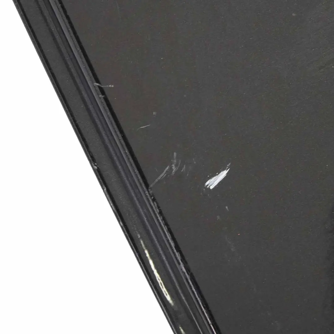 Tür hinten Links Schwarz Saphir Metallic - 475 für BMW E90 Limousine mit Teilenummer 7203647 BMW E90 Limousine Tür hinten Links Schwarz Saphir Metallic - 475 - SKU 7203647-BS1 - Teilenummer 7203647