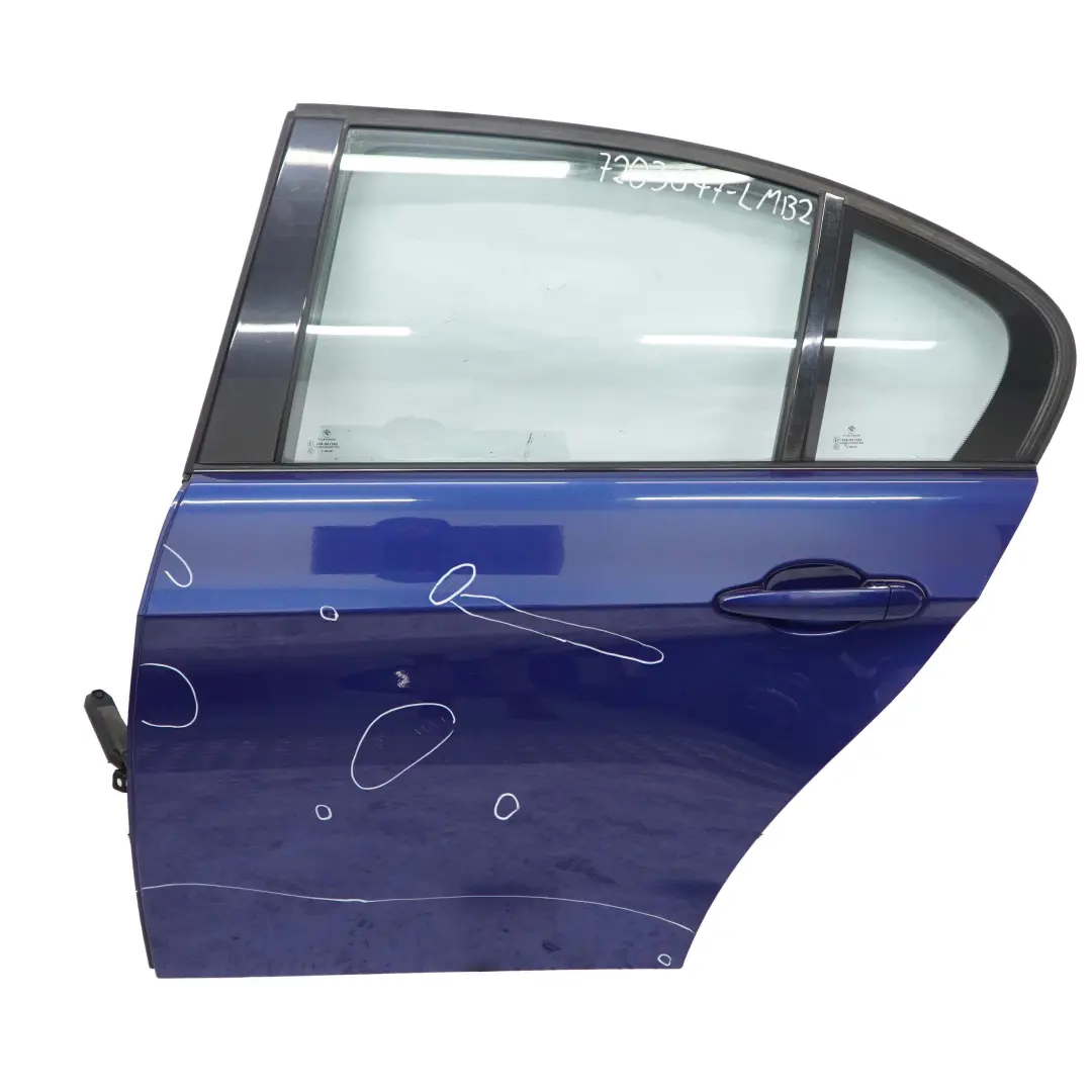 Drzwi Lewe Tylne Tył Le Mans Blau do BMW E90 o numerze 7203647 BMW E90 Drzwi Lewe Tylne Tył Le Mans Blau - SKU 7203647-LMB2 - Numer Części 7203647