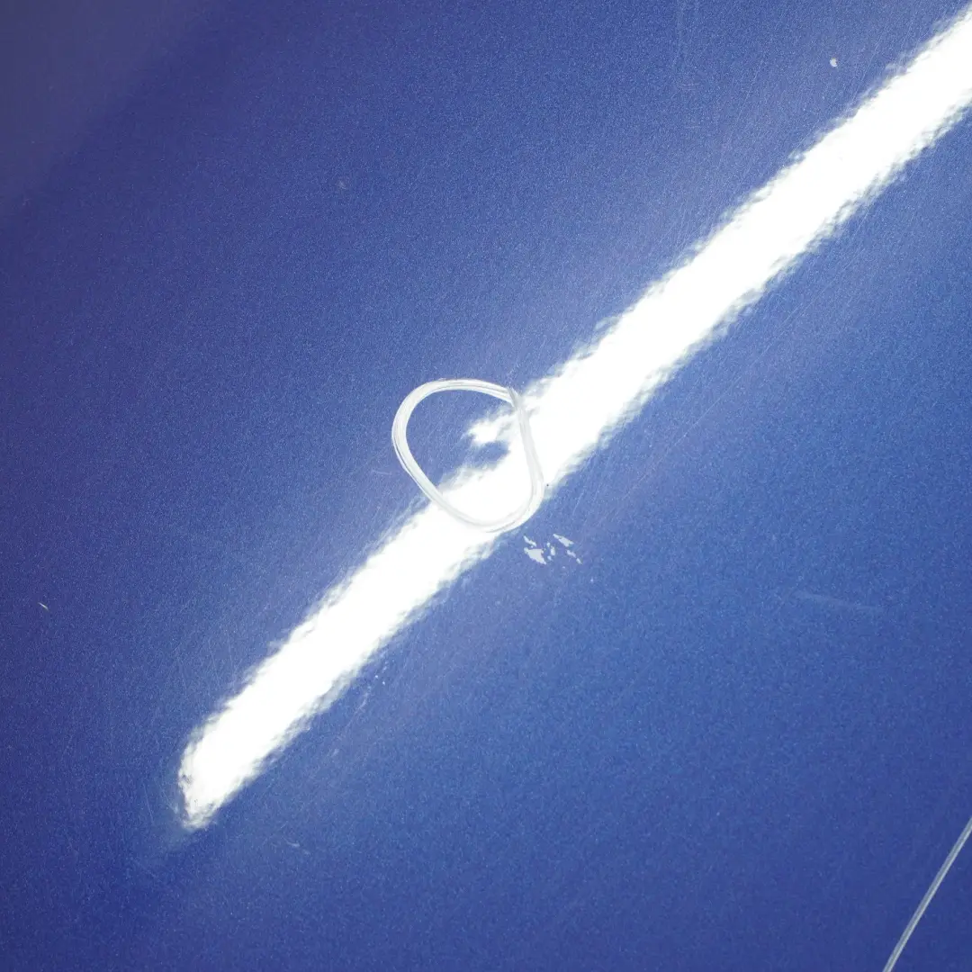 Puerta Trasera Izquierda Le Mans Blau Azul Metalizado - 381 para BMW E90 con número de pieza 7203647 BMW E90 Puerta Trasera Izquierda Le Mans Blau Azul Metalizado - 381 - SKU 7203647-LMB2 - Número de pieza 7203647