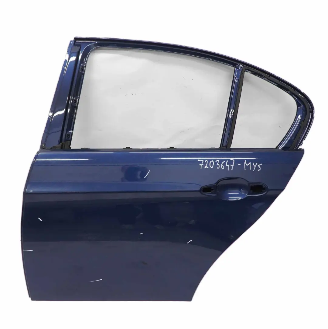 Drzwi Lewe Tylne Mysticblau - A07 do BMW E90 o numerze 41007203647 BMW E90 Drzwi Lewe Tylne Mysticblau - A07 - SKU 7203647-MYS - Numer Części 41007203647