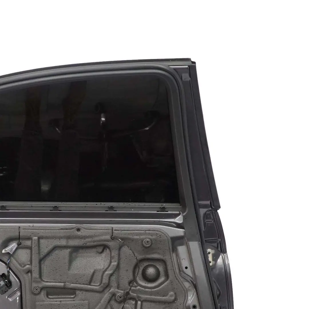 Puerta Trasera Izquierda Sparkling Graphite Metallic - A22 para BMW E90 Berlina con número de pieza 7203647 BMW E90 Berlina Puerta Trasera Izquierda Sparkling Graphite Metallic - A22 - SKU 7203647-SG - Número de pieza 7203647
