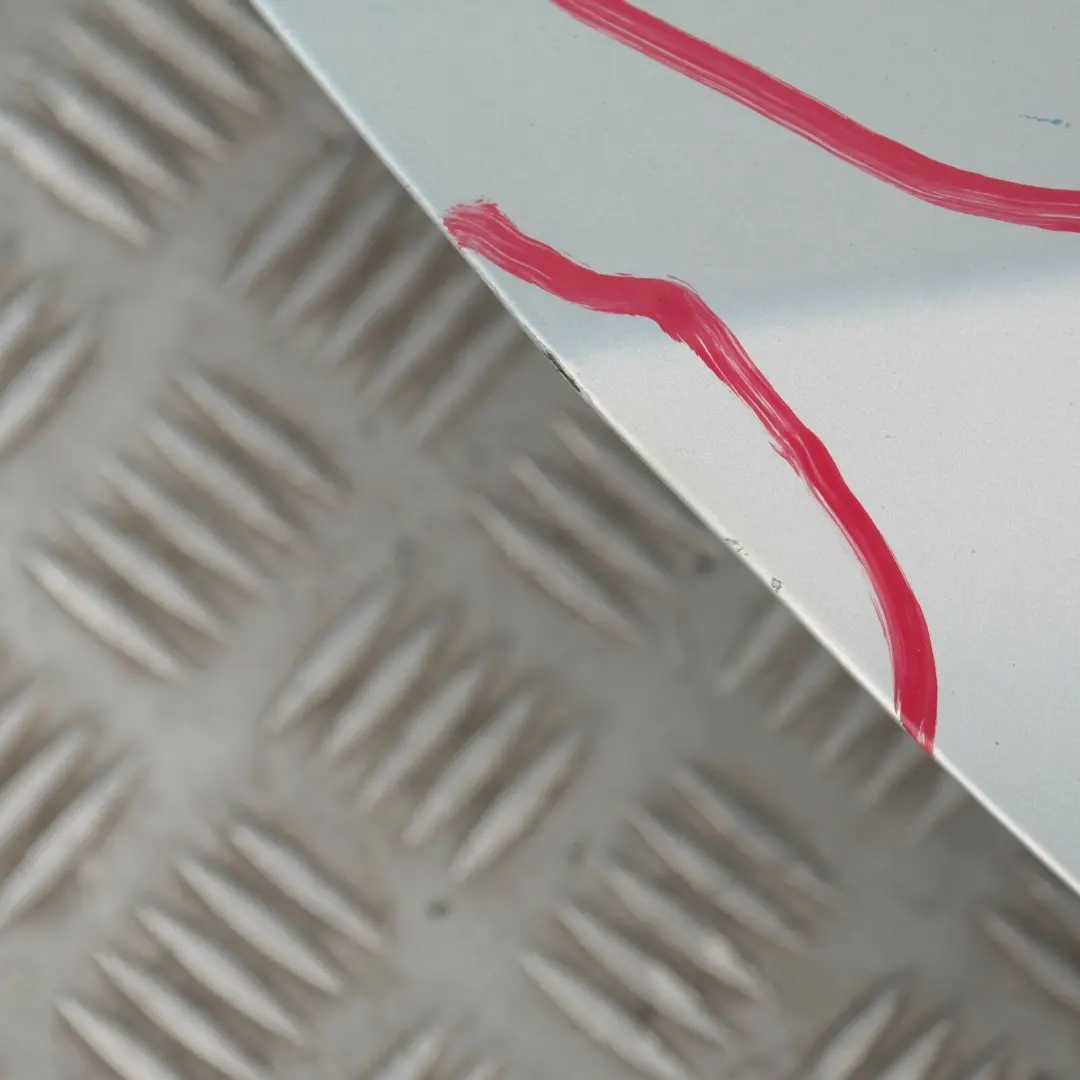 Beifahrer Tür hinten rechts Titansilber Silber 354 für BMW 3 er 16 E90 LCI mit Teilenummer 7203648 BMW 3 er 16 E90 LCI Beifahrer Tür hinten rechts Titansilber Silber 354 - SKU 7203648-TS16 - Teilenummer 7203648