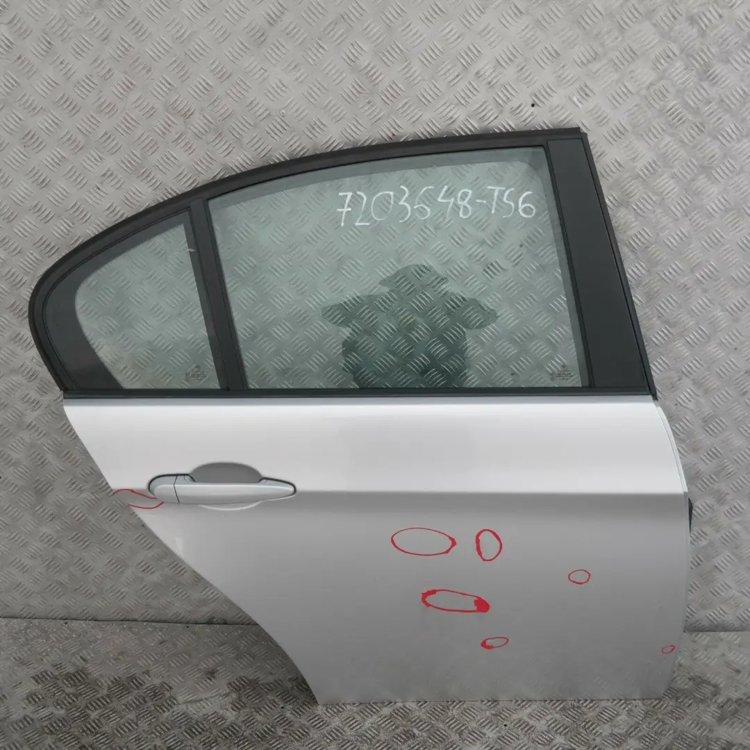 Passeggero T?r Posteriore Destra Argento-Titanio Argento per BMW E90 E90N LCI con numero di parte 7203648 BMW E90 E90N LCI Passeggero T?r Posteriore Destra Argento-Titanio Argento - SKU 7203648-TS6 - Numero di parte 7203648